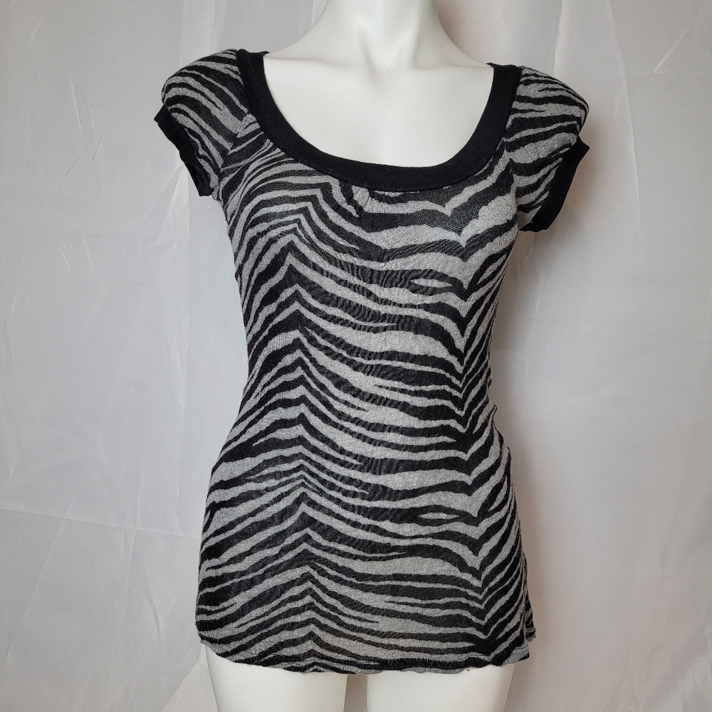 Black and grey zebra shirt